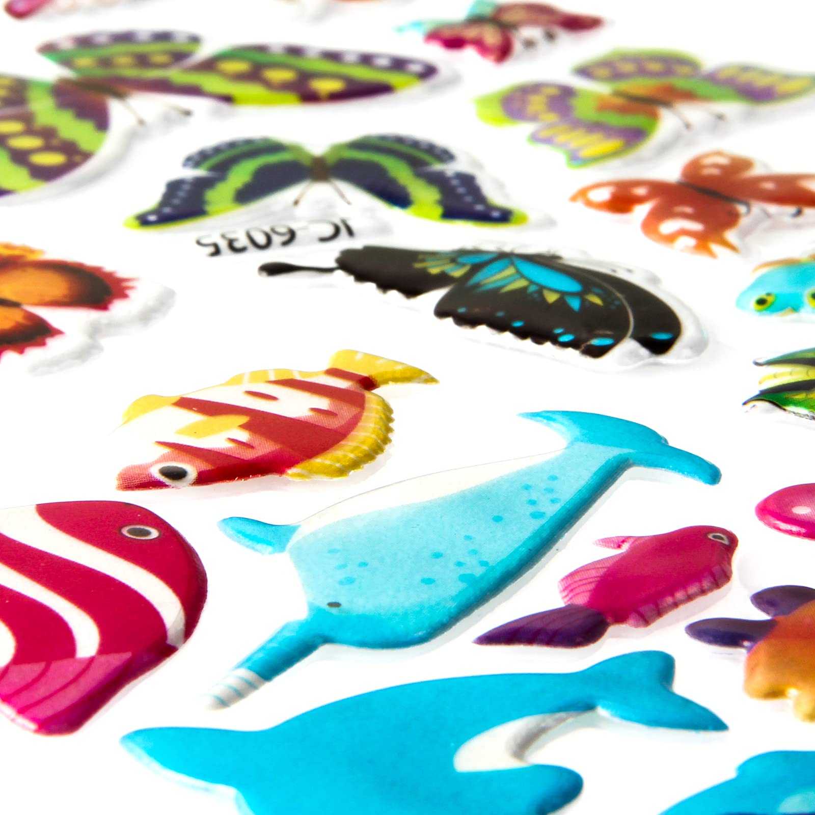 Meafen Autocollants Stickers Animaux 3D pour Enfant 52 Feuilles Pack de Variétés Autocollants Plus de 1100 Comprenant des Animaux, Papillon, la Vie Océanique, Dinosaures